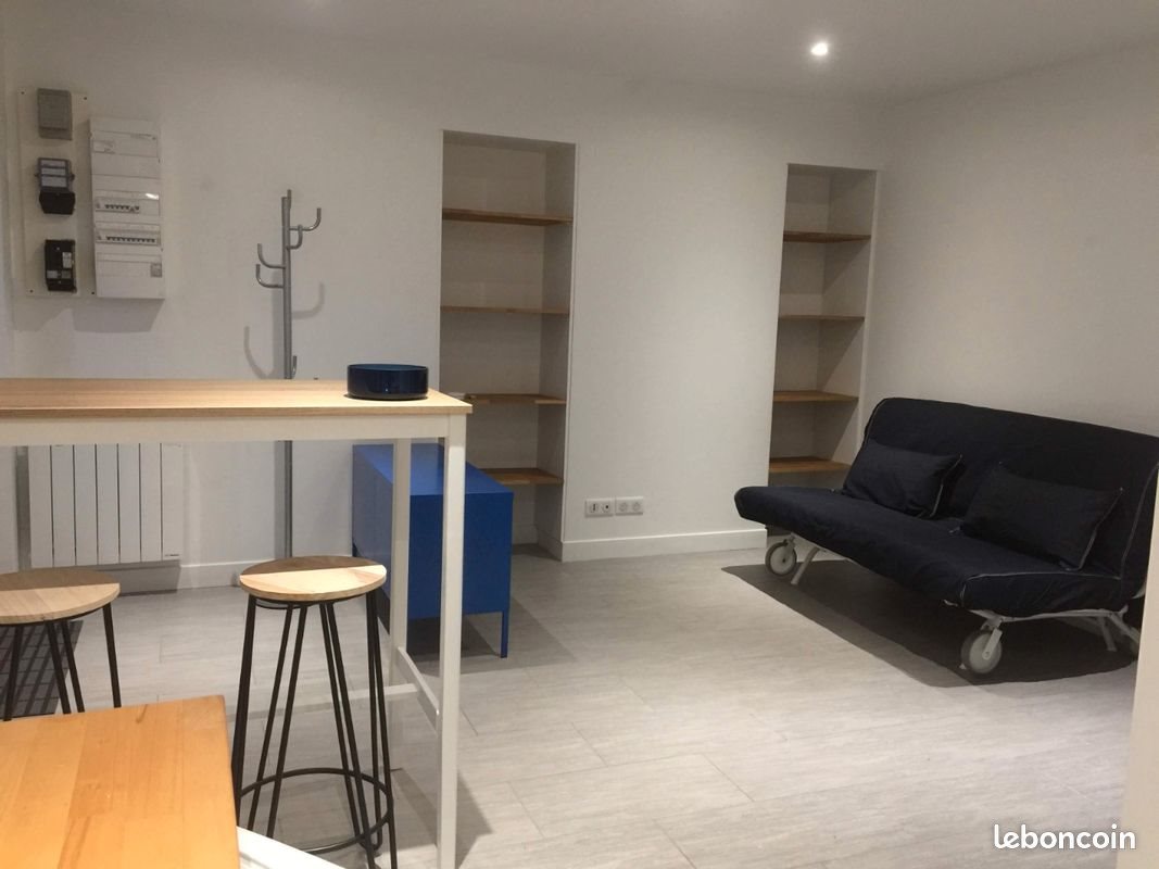 Appartement à louer, 23m², Versailles