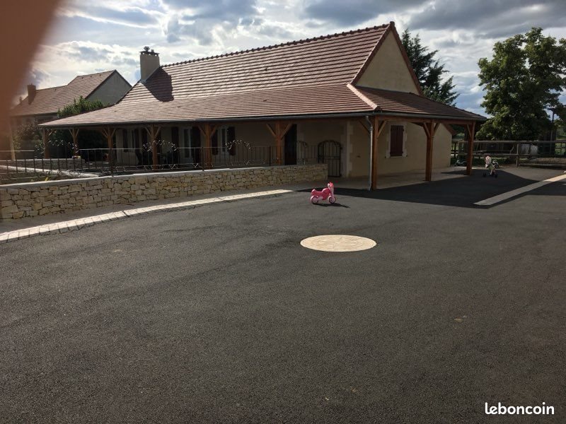 Maison à louer, 250m², Vendat