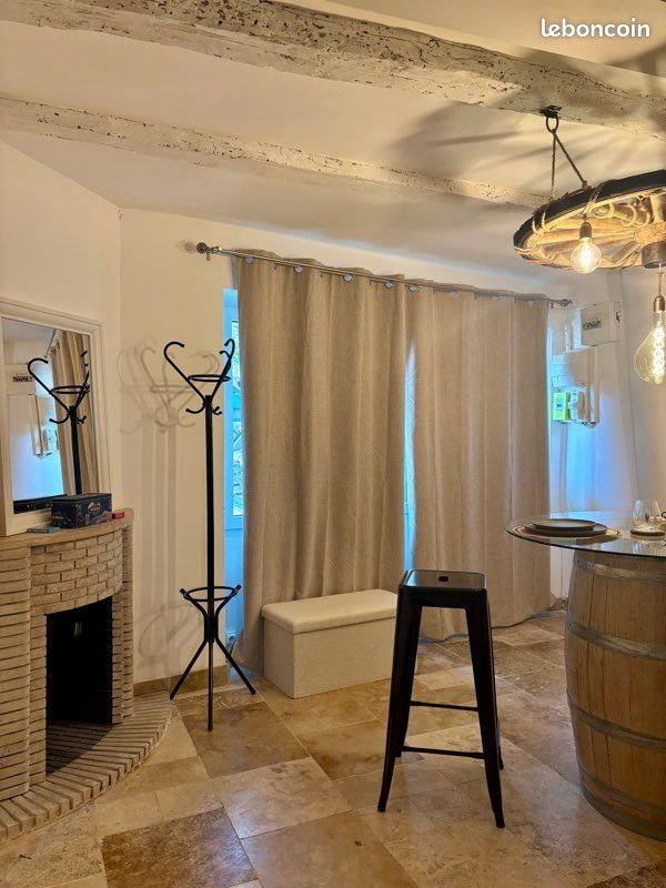 Maison à louer, 60m², Saint-Antonin-Noble-Val