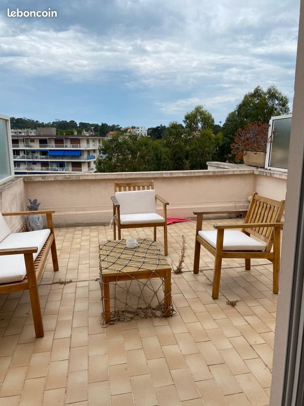 Appartement à louer, 40m², Antibes