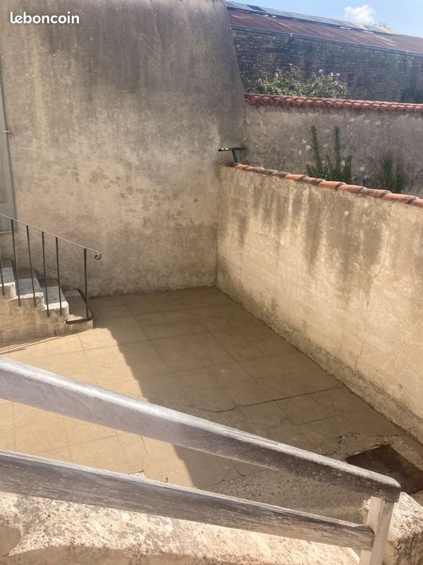 Appartement à louer, 30m², Saint-Jean-d'Angély