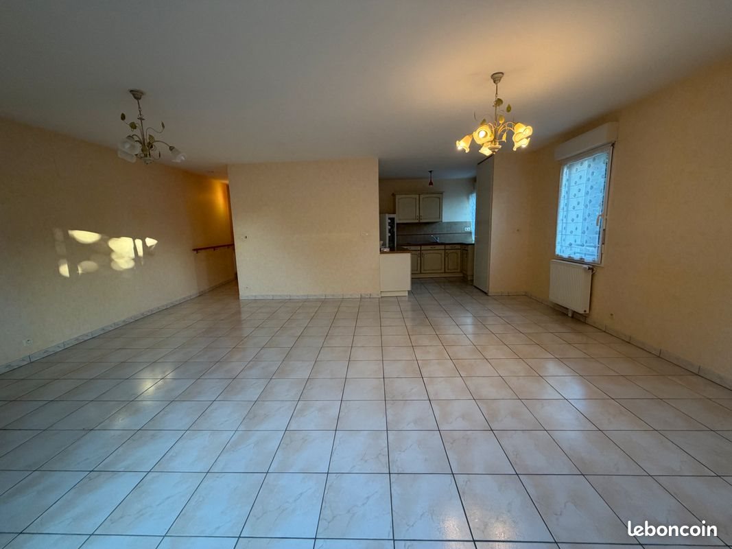 Appartement à louer, 77m², Vitré