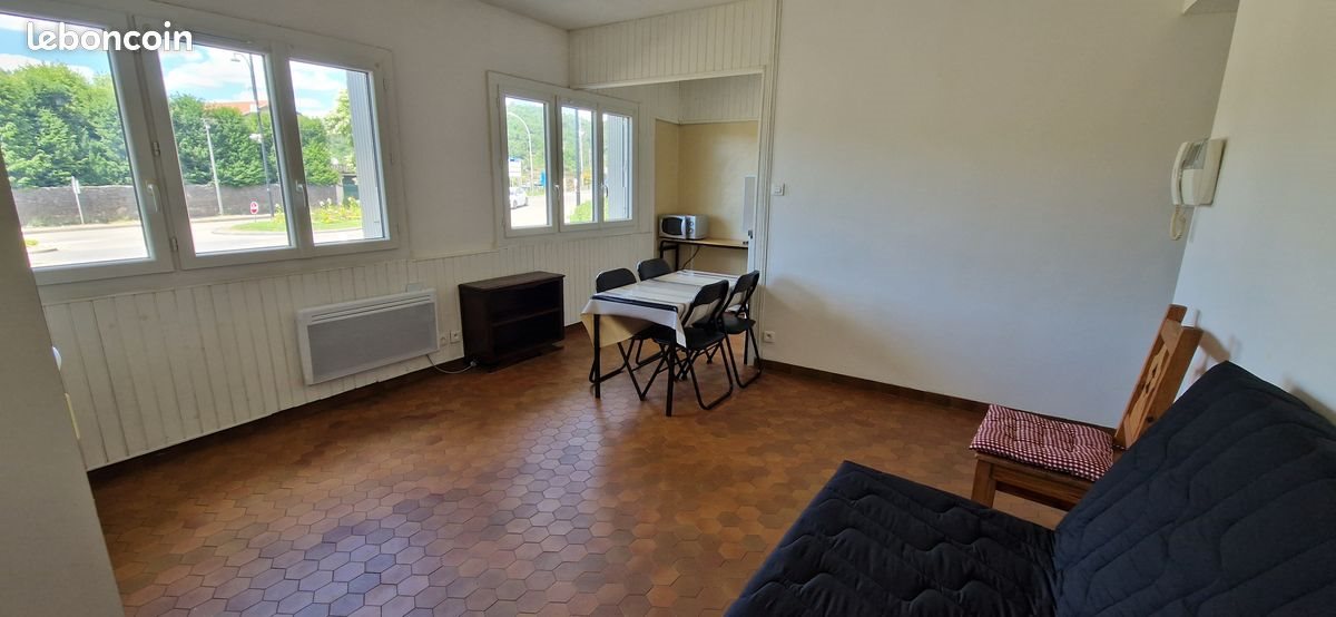 Appartement à louer, 26m², Lorette