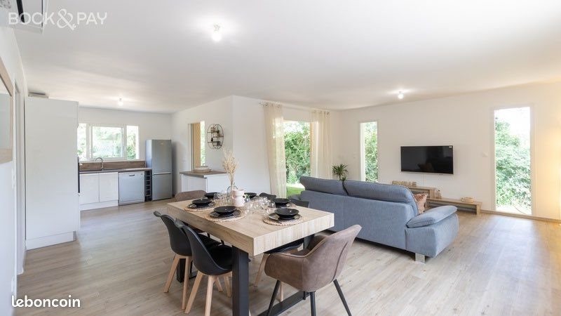 Maison à louer, 97m², Berrias-et-Casteljau