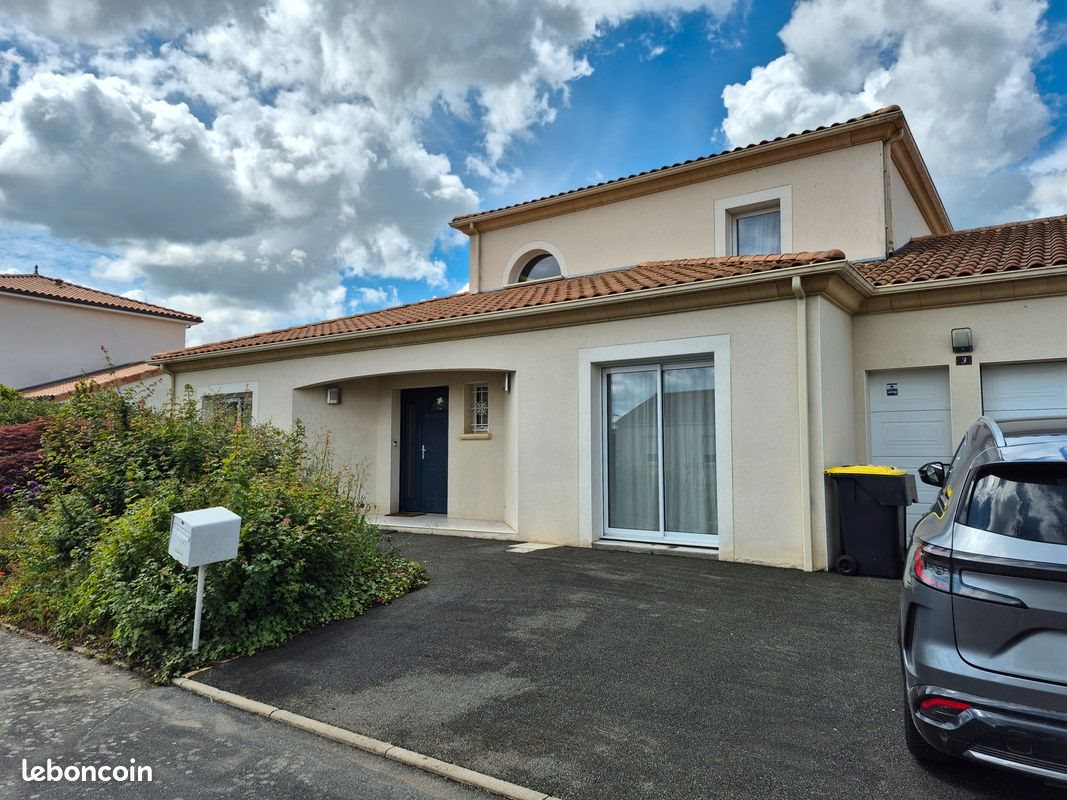 Maison à vendre, 184m², Beaupréau