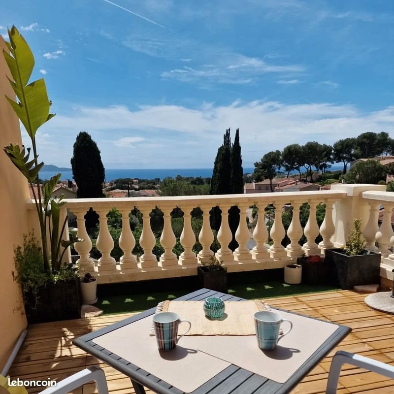Appartement à louer, 40m², Carqueiranne