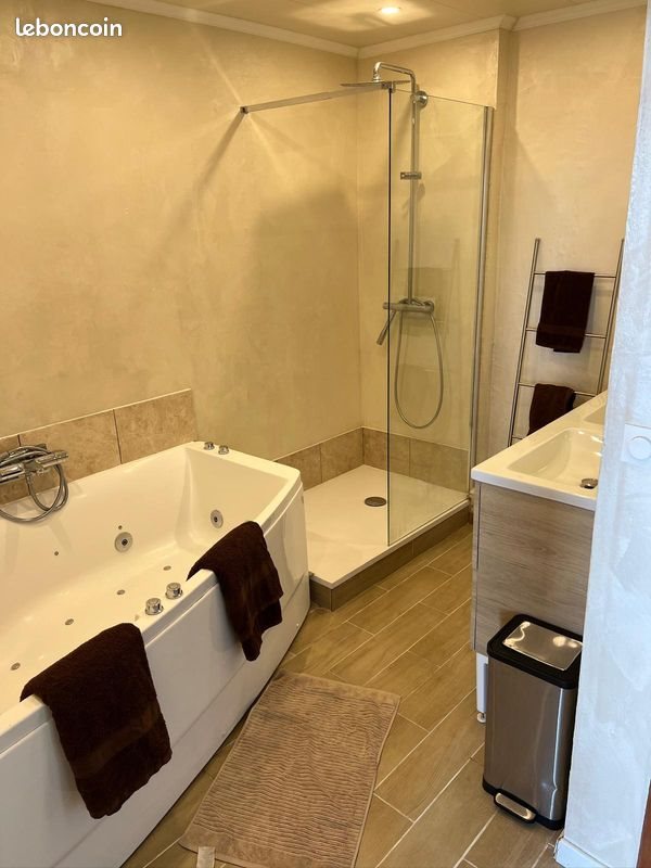 Appartement à louer, 55m², Puteaux