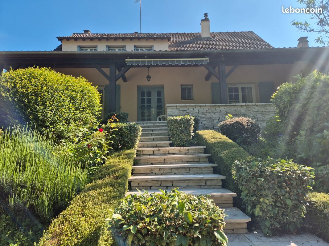 Maison à vendre, 140m², Saint-Georges-sur-Eure