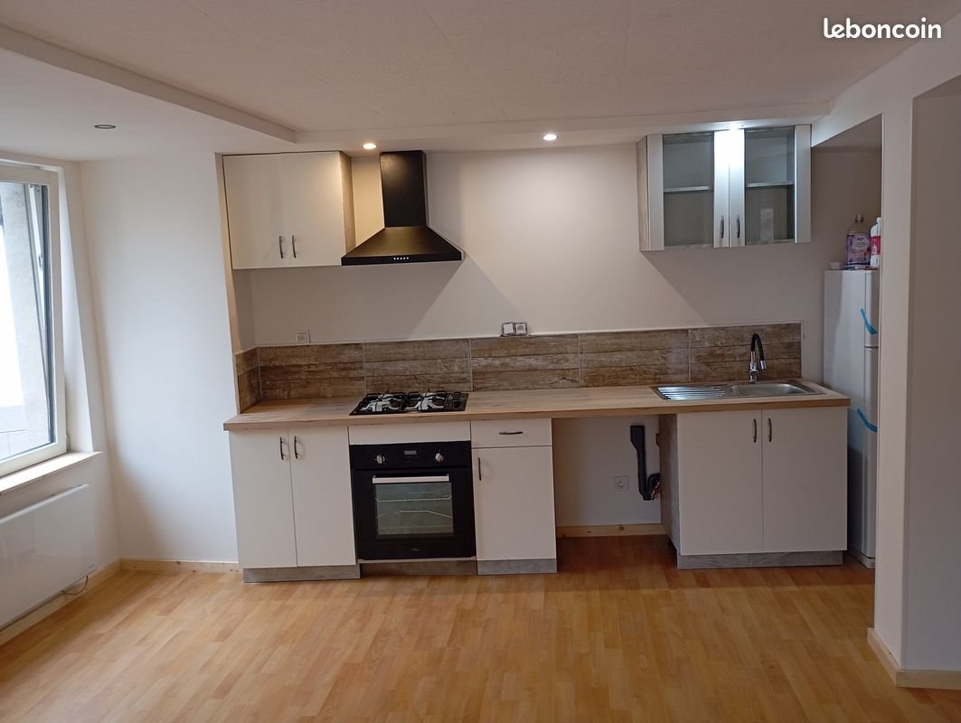 Appartement à louer, 70m², Questembert