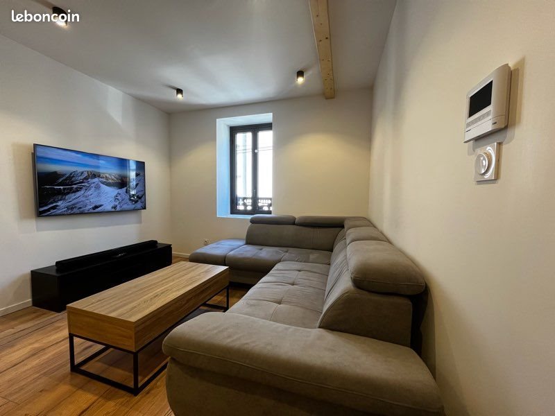 Appartement à louer, 35m², Belleville