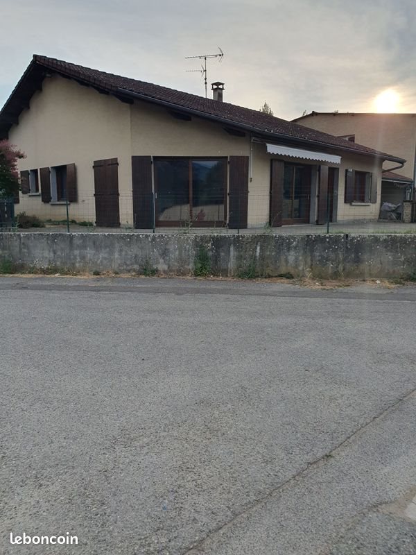 Maison à louer, 170m², Saint-Marcellin