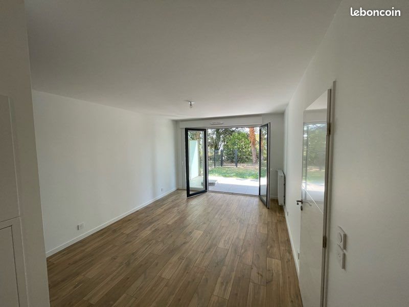 Appartement à louer, 41m², Theix