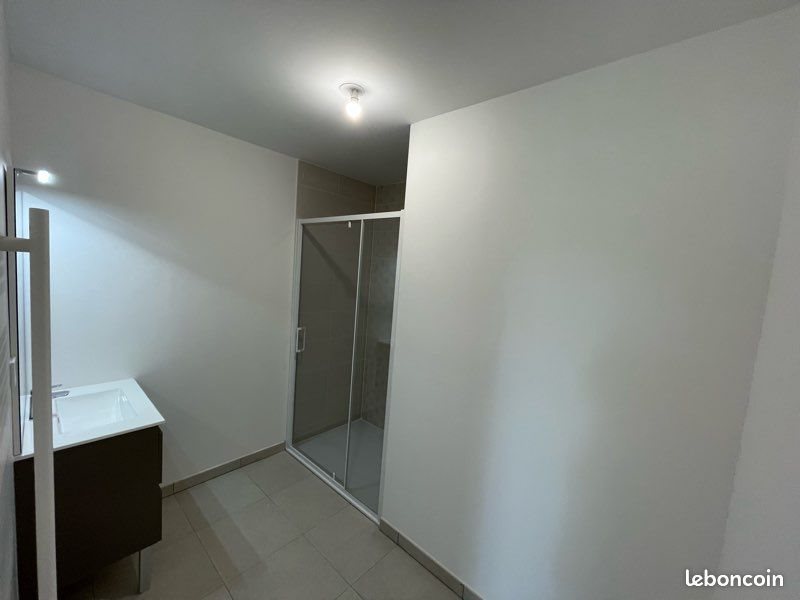 Appartement à louer, 41m², Theix