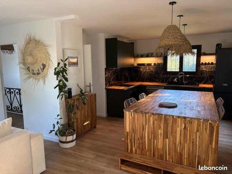 Maison à louer, 110m², Marseille 8ème