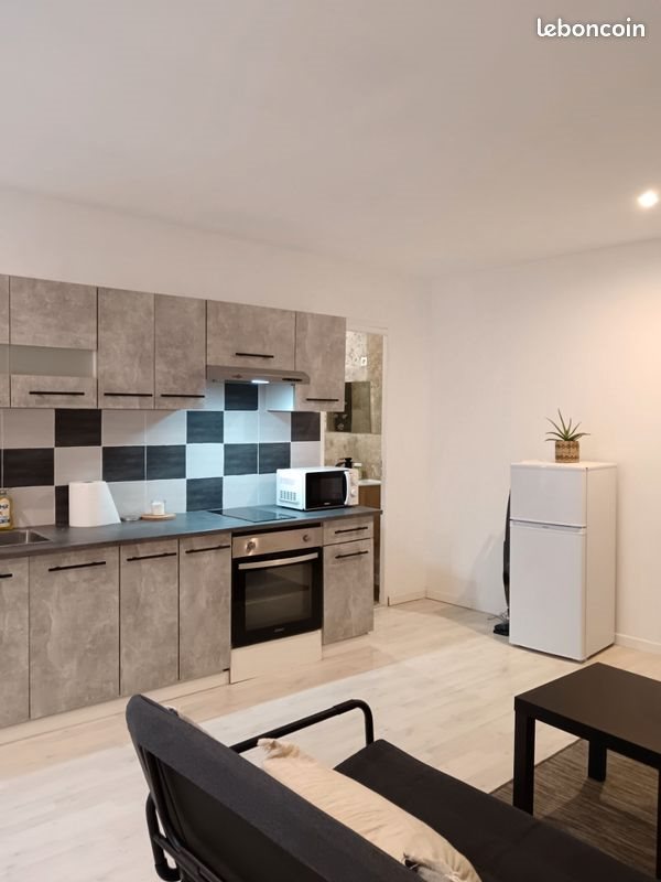 Appartement à louer, 34m², Nîmes