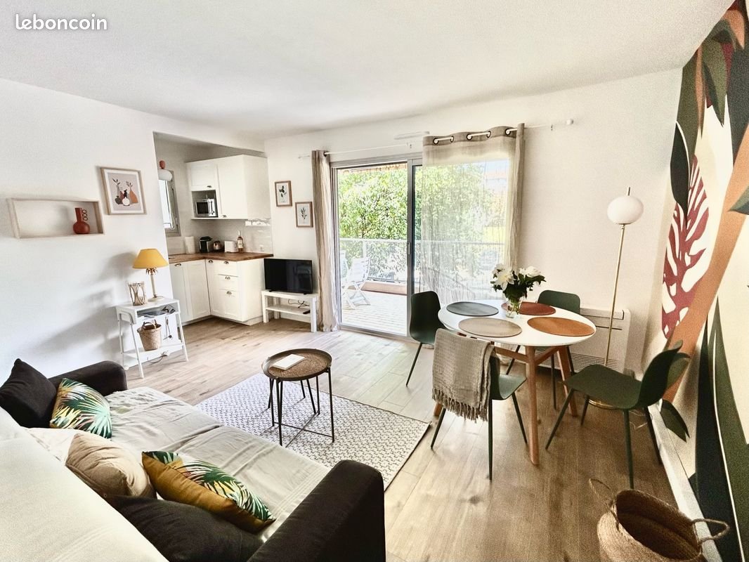 Appartement à louer, 37m², Antibes