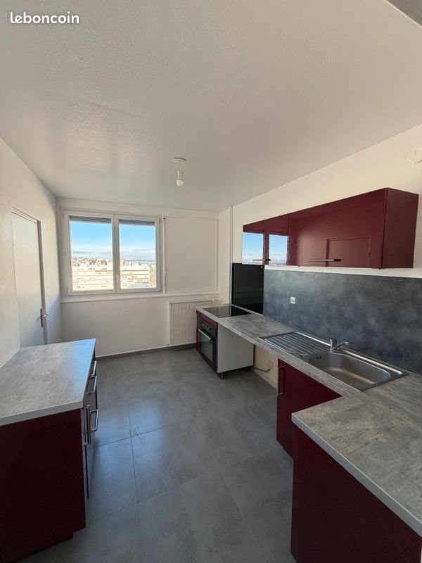 Appartement à louer, 70m², Saint-Etienne