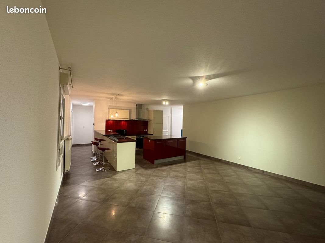 Appartement à louer, 84m², Blotzheim