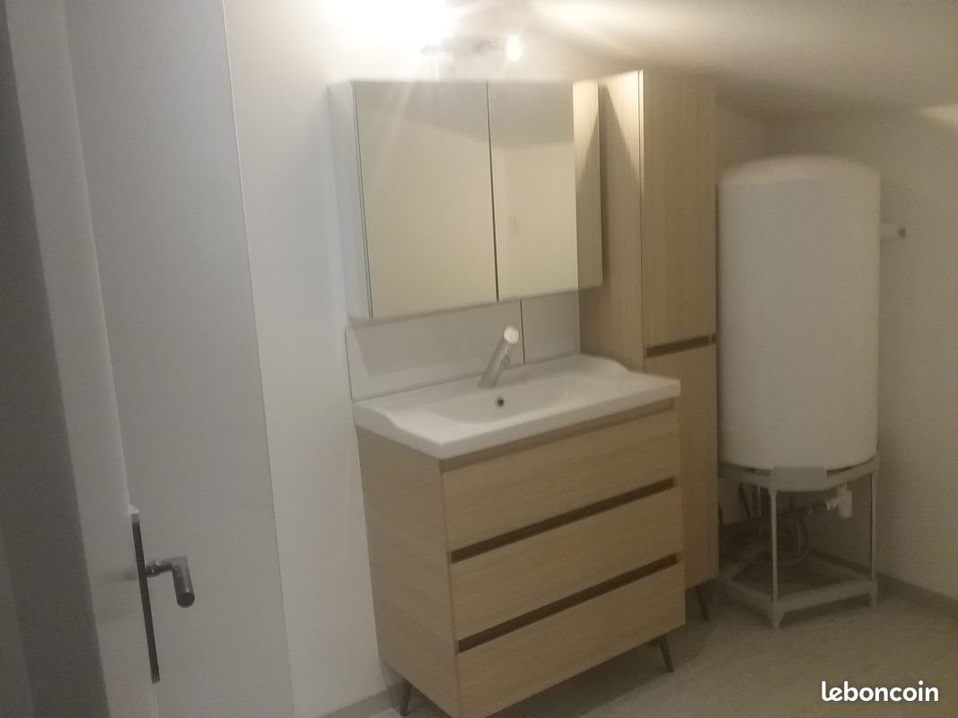 Appartement à louer, 83m², Tournon-sur-Rhône