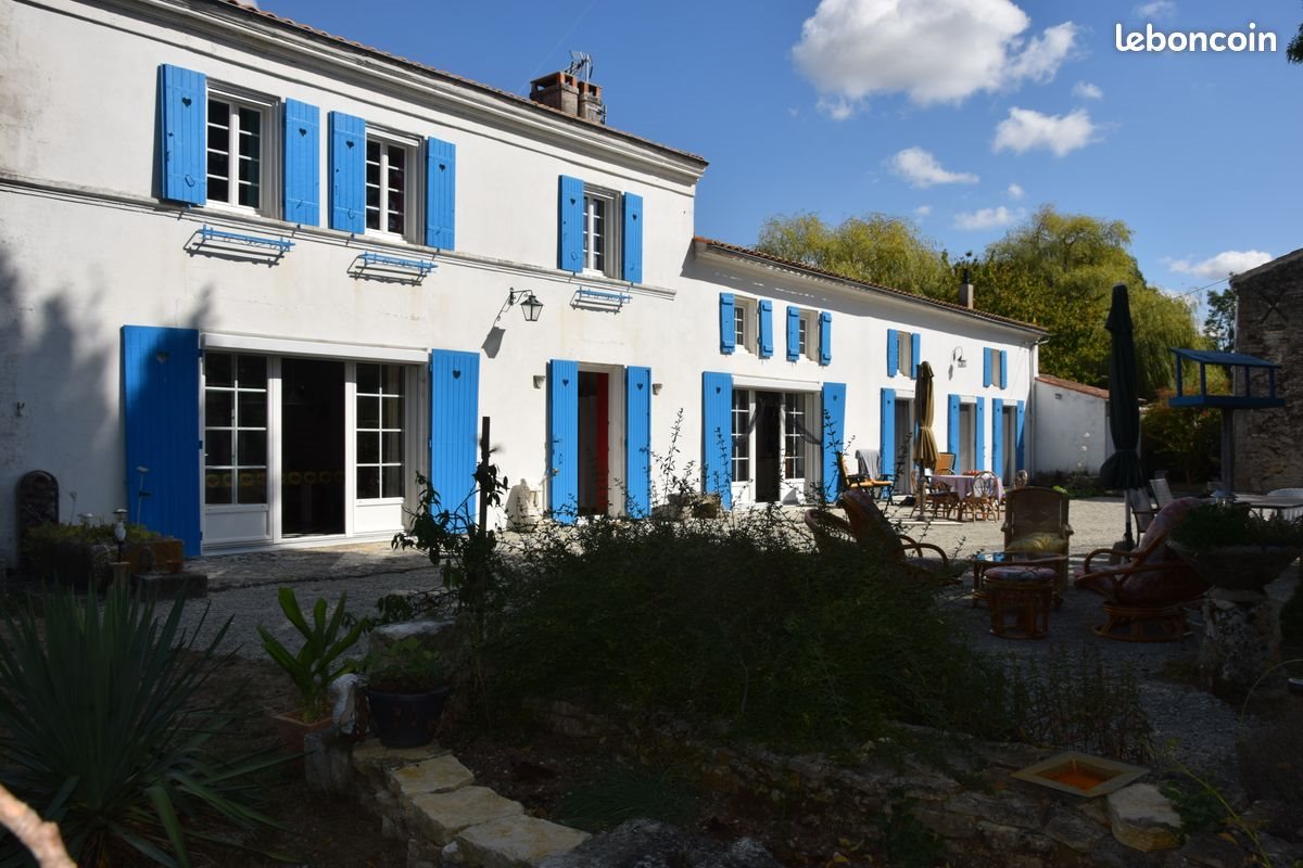 Maison à vendre, 190m², Saint-Hilaire-de-Villefranche