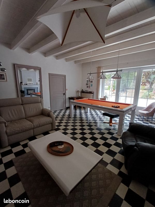Maison à vendre, 190m², Saint-Hilaire-de-Villefranche