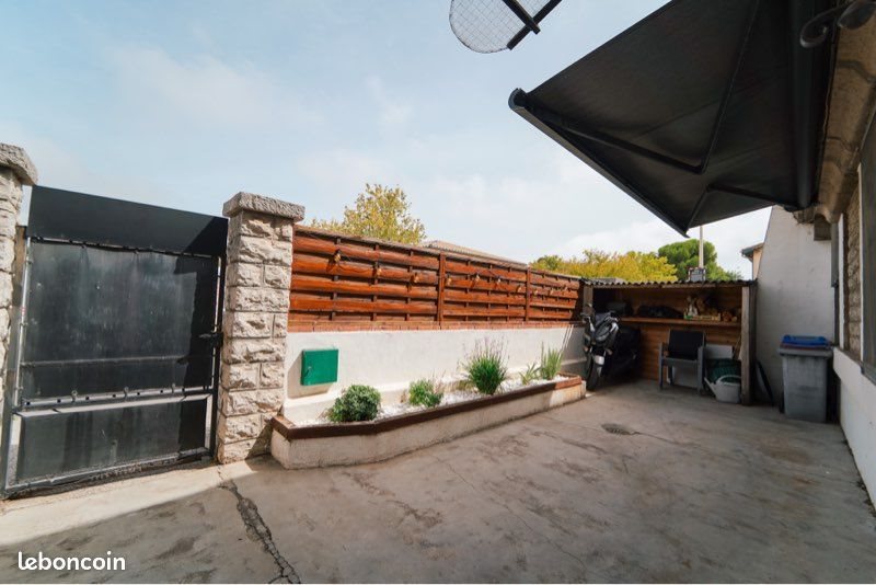 Appartement à vendre, 55m², Poussan