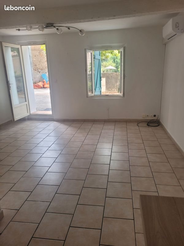 Appartement à louer, 42m², Pierrefeu-du-Var