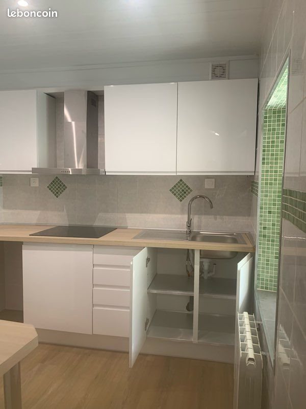 Appartement à louer, 45m², Lacaune