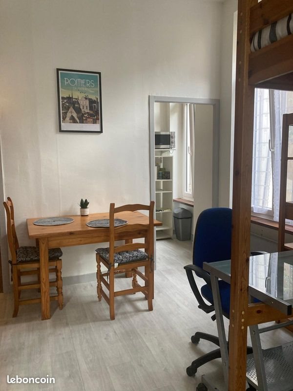 Appartement à louer, 28m², Poitiers