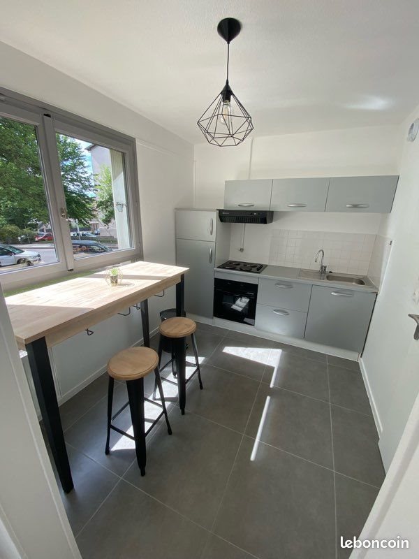 Appartement à louer, 28m², Cran-Gevrier