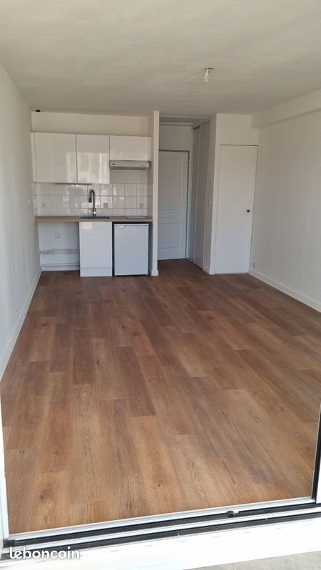 Appartement à louer, 25m², Rochefort