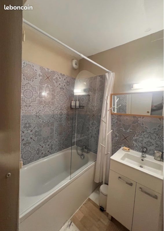 Appartement à louer, 70m², Aix-les-Bains