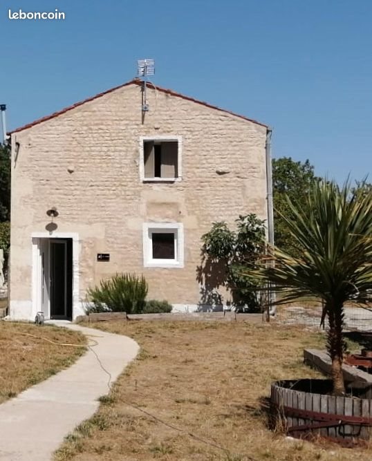 Maison à louer, 65m², Saint-Pierre-de-Juillers