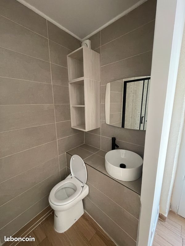 Appartement à louer, 14m², Nîmes