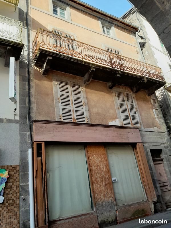 Maison à vendre, 150m², Rochefort-Montagne