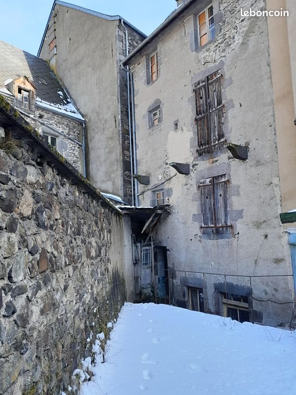 Maison à vendre, 150m², Rochefort-Montagne