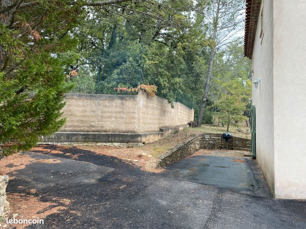 Appartement à louer, 58m², Forcalqueiret