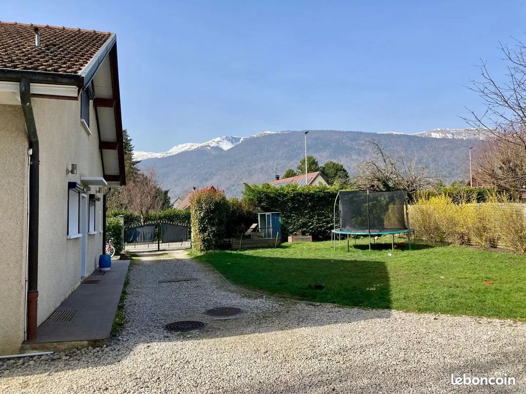 Maison à louer, 130m², Cessy