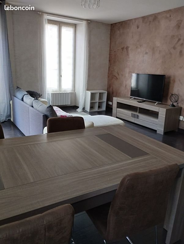 Appartement à louer, 47m², Aurillac