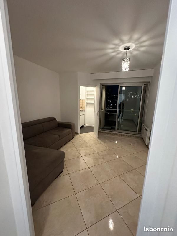 Appartement à louer, 22m², Courbevoie
