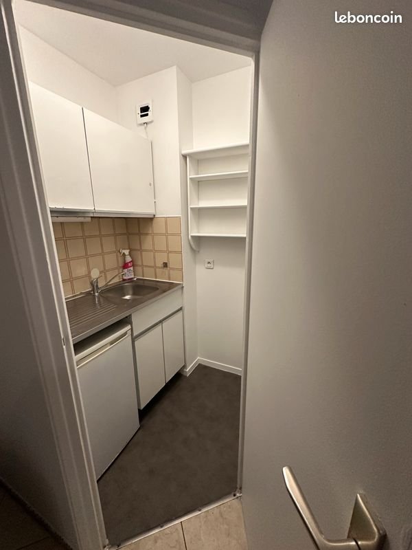 Appartement à louer, 22m², Courbevoie
