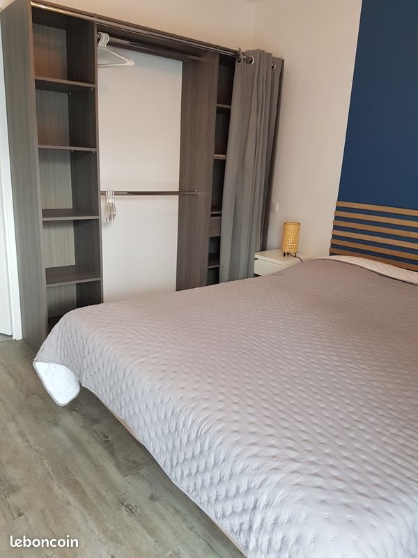 Appartement à louer, 392m², Ambarès-et-Lagrave
