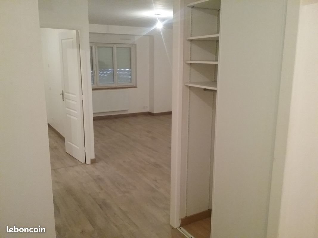 Appartement à louer, 53m², Lesneven