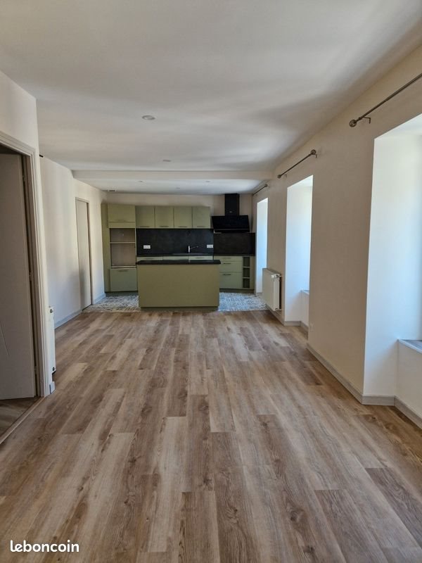 Appartement à louer, 65m², Saugues