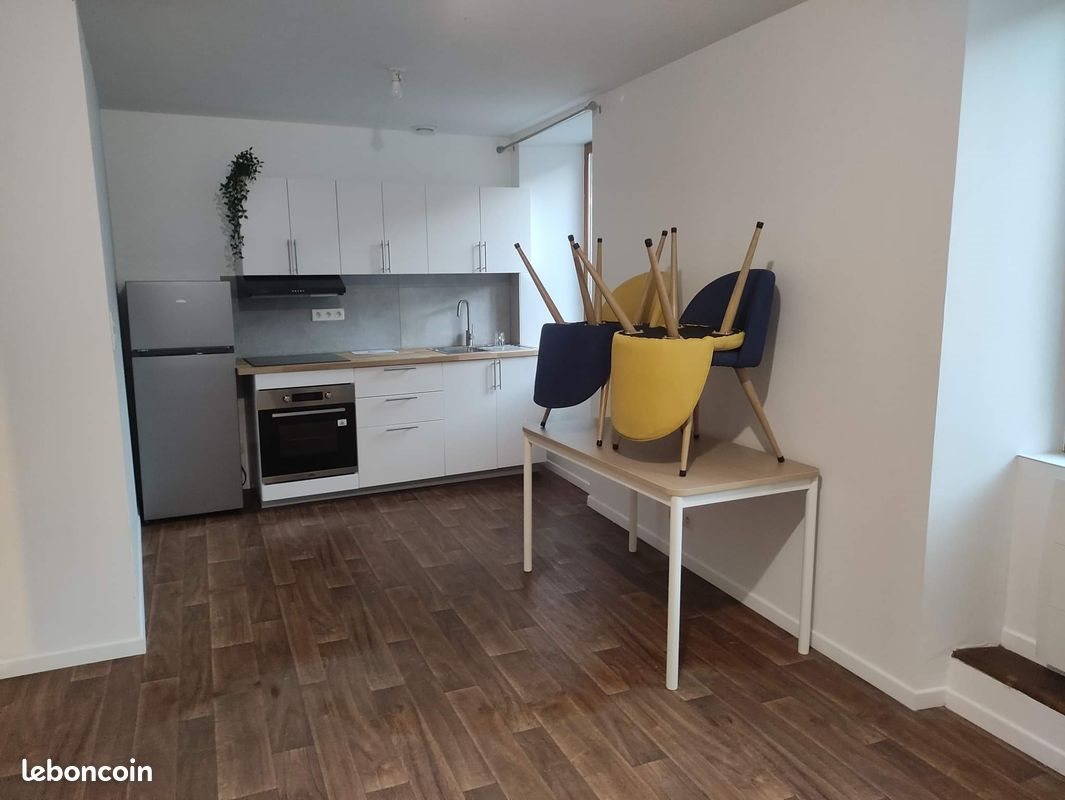 Appartement à louer, 44m², Baud
