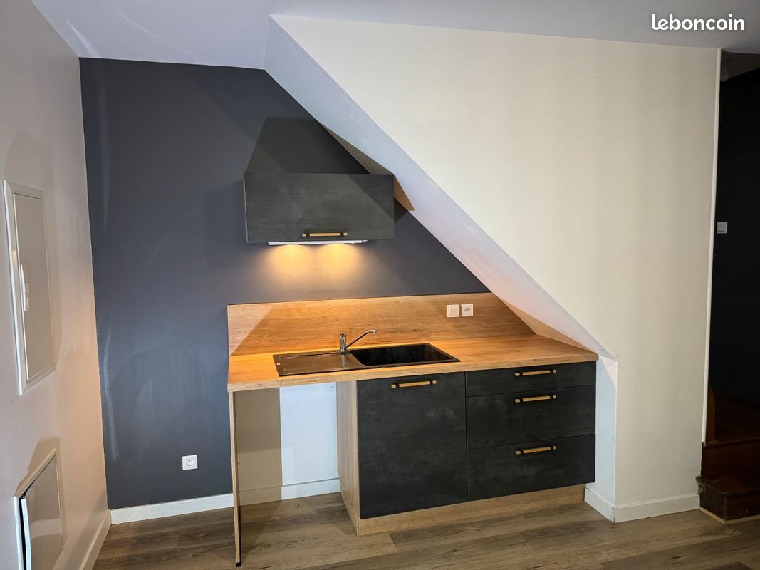 Appartement à louer, 110m², Poncin