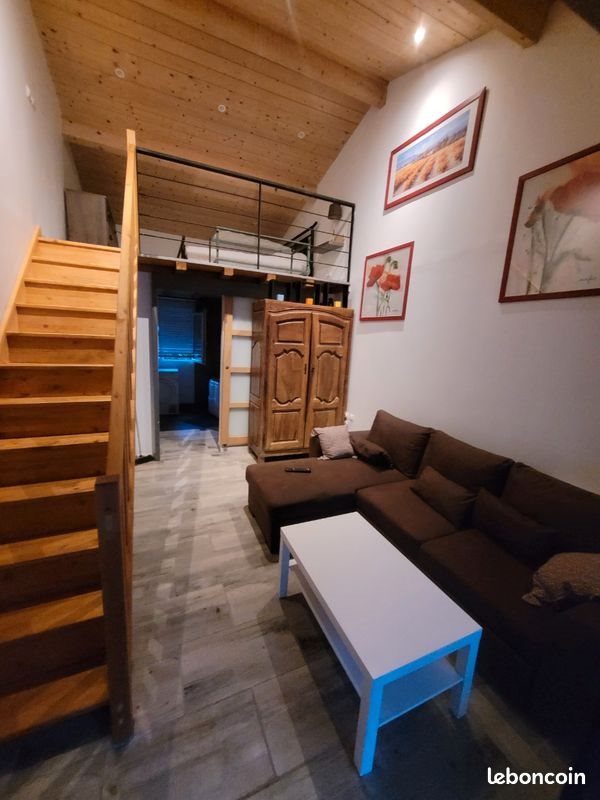 Maison à louer, 20m², Castelnau-de-Montmiral