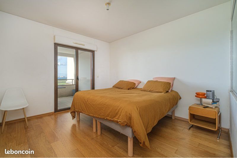 Appartement à louer, 123m², Marseille 8ème