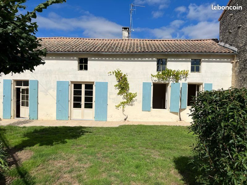 Maison à louer, 75m², Périgné