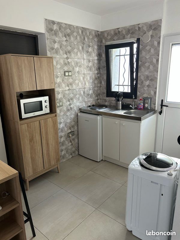 Appartement à louer, 27m², Valbonne